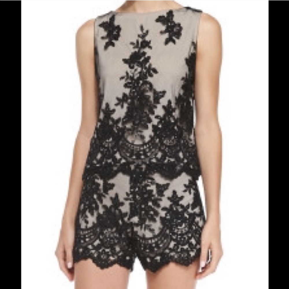 Alice + Olivia Black Lace Overlay Cream Crop Top and Shorts Set - Picture 10 of 11